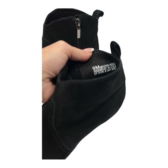 MUNRO
Tara Bootie In Black Suede size 9 M - Picture 6 of 13
